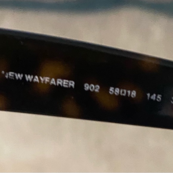 Ray-Ban New wayfarer sunglasses. - Picture 2 of 3